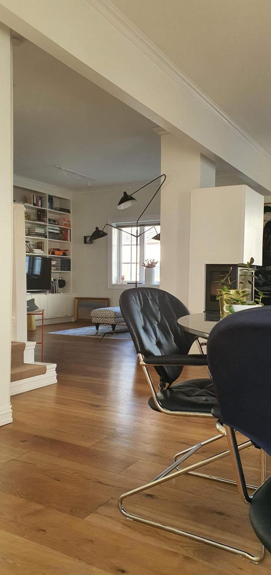 Art Filled Townhouse In The Center Of * Stavanger